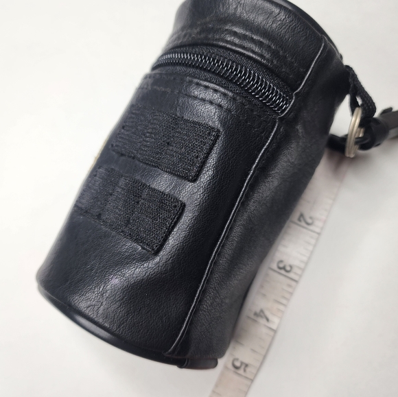 Cadillac Promotional Collectors Miniature Golf Ball & Tee Holder Bag with Clip - Picture 3 of 5